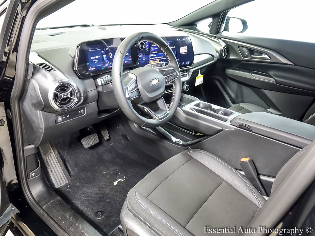 Certified 2026 Chevrolet Equinox EV LT image 10