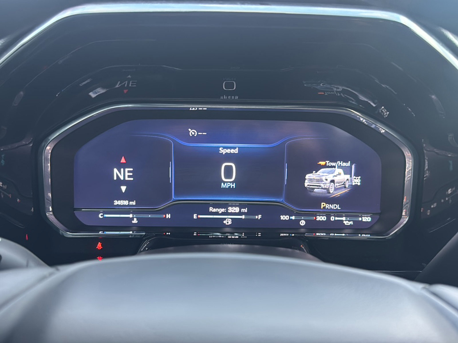 Used 2025 Chevrolet Silverado 2500 LT w/ Convenience Package image 35