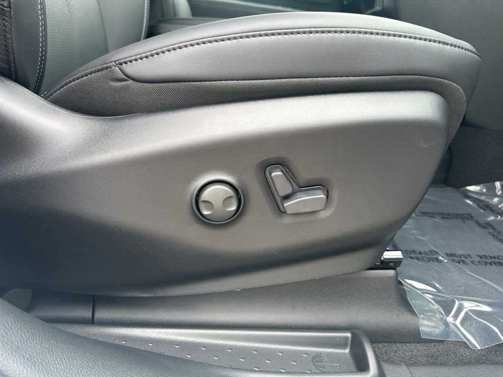 New 2026 Chrysler Pacifica Select image 17