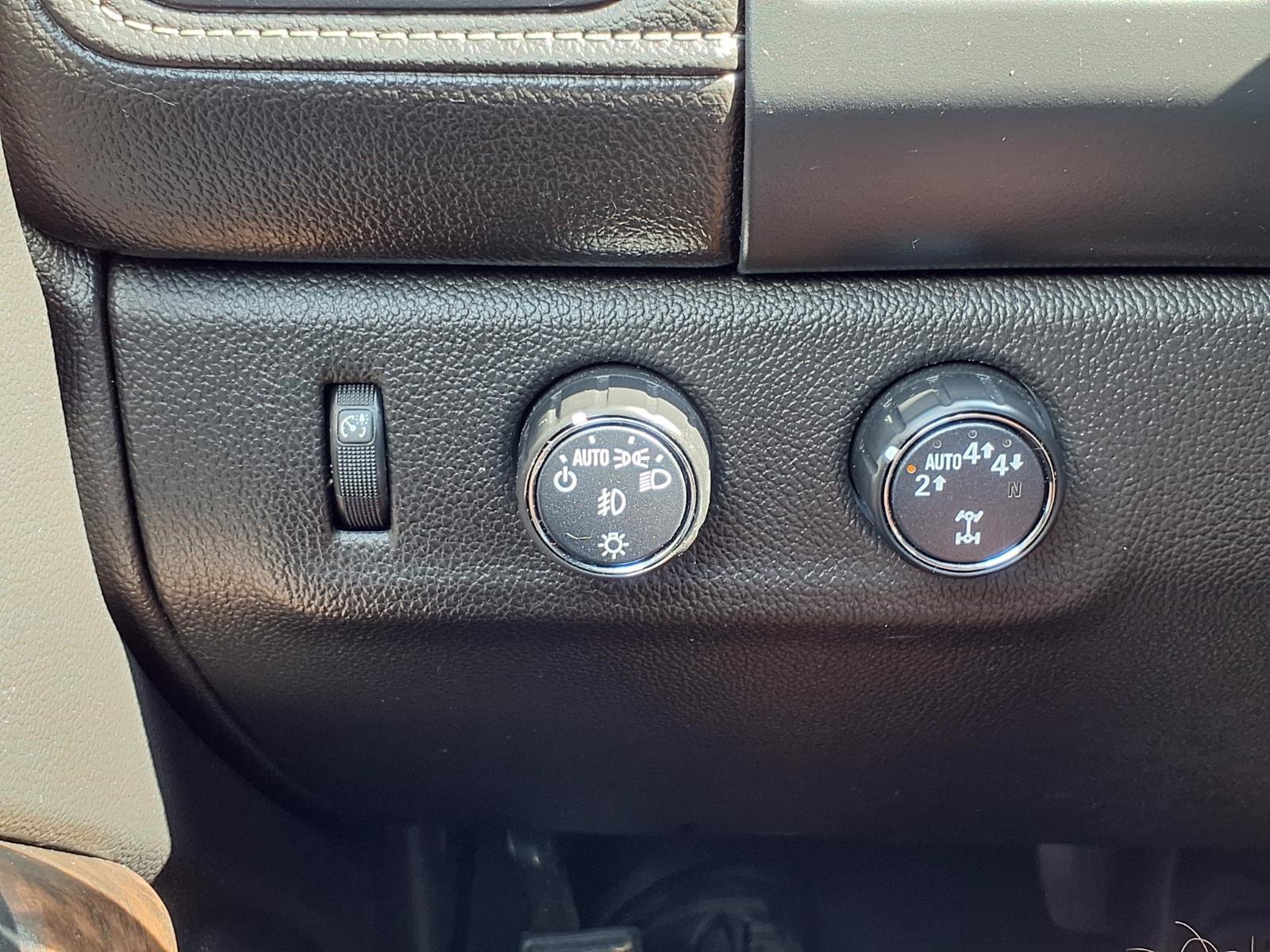 Used 2021 GMC Canyon Denali AWD/4WD image 9