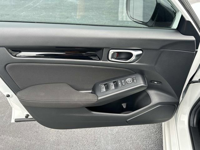 Used 2025 Honda Civic Sport image 21