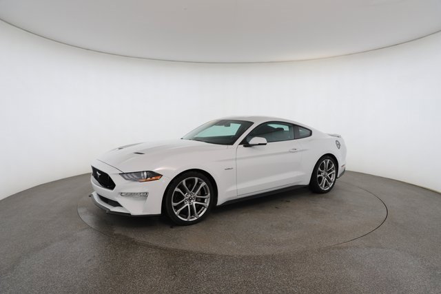 Used 2018 Ford Mustang GT Premium w/ Equipment Group 401A image 3
