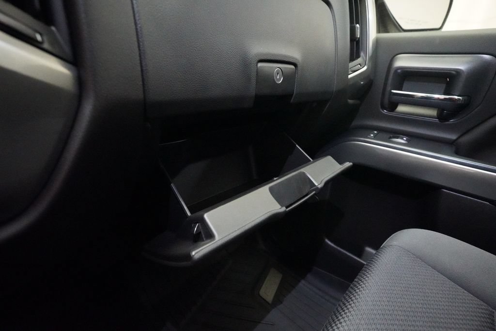 Used 2019 Chevrolet Silverado 1500 LT w/ All Star Edition AWD/4WD image 29