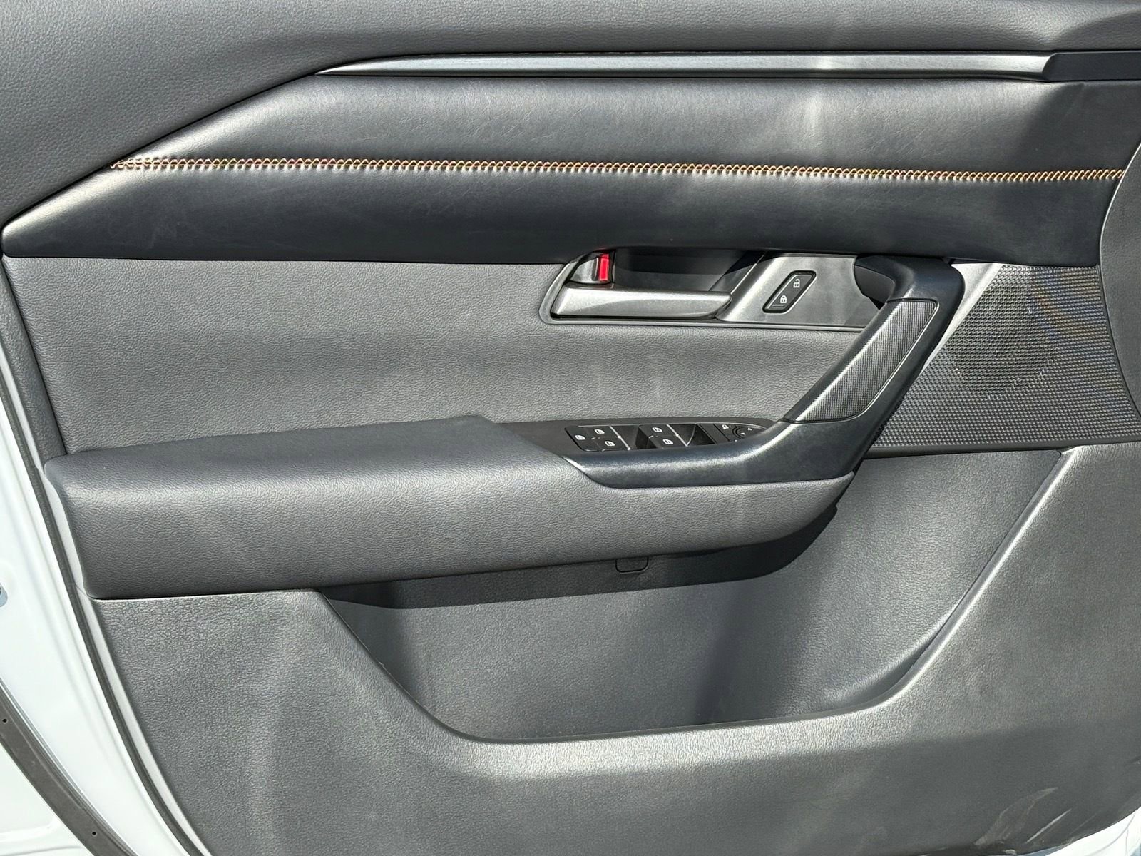 New 2026 MAZDA CX-50 AWD 2.5 Hybrid w/ Cargo Package image 15