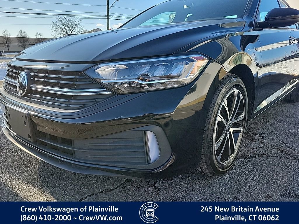 Certified 2023 Volkswagen Jetta Sport image 24