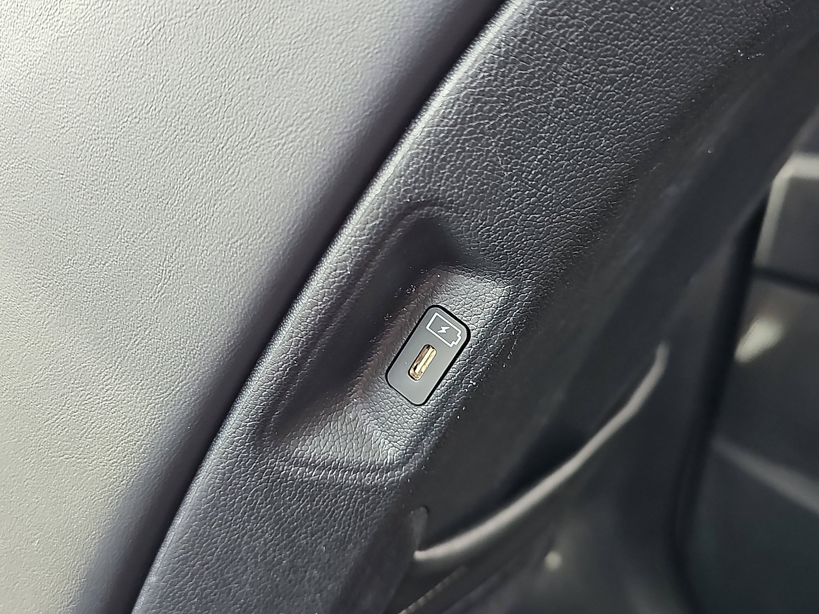 Used 2024 Kia Sorento X-Line EX image 13