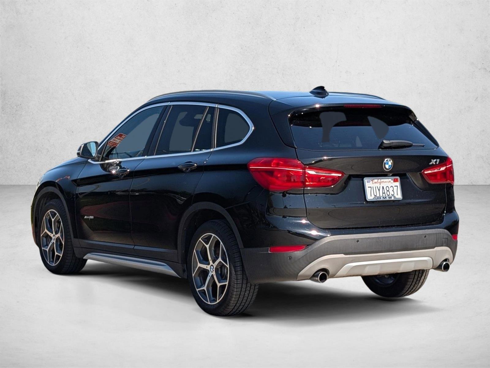 Used 2017 BMW X1 xDrive28i AWD/4WD image 7