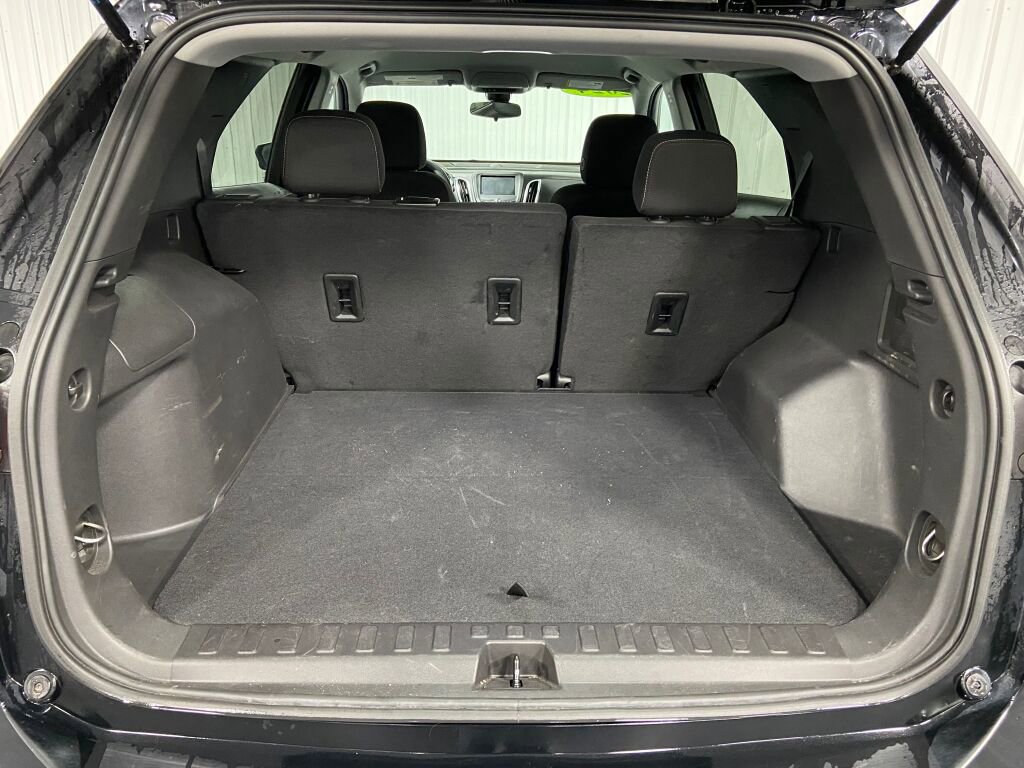 Used 2024 Chevrolet Equinox LT AWD/4WD image 11