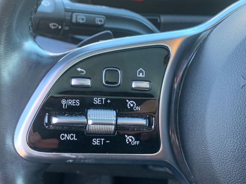 Used 2023 Mercedes-Benz GLA 250 4MATIC image 26