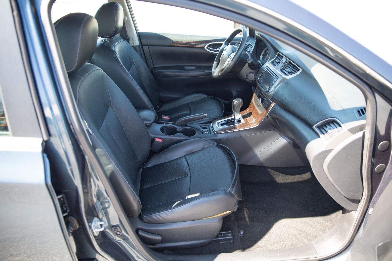 Used 2014 Nissan Sentra SL w/ Premium Package image 24