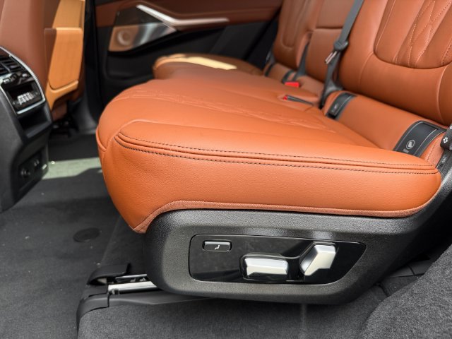 New 2027 BMW X7 M60i AWD/4WD image 25