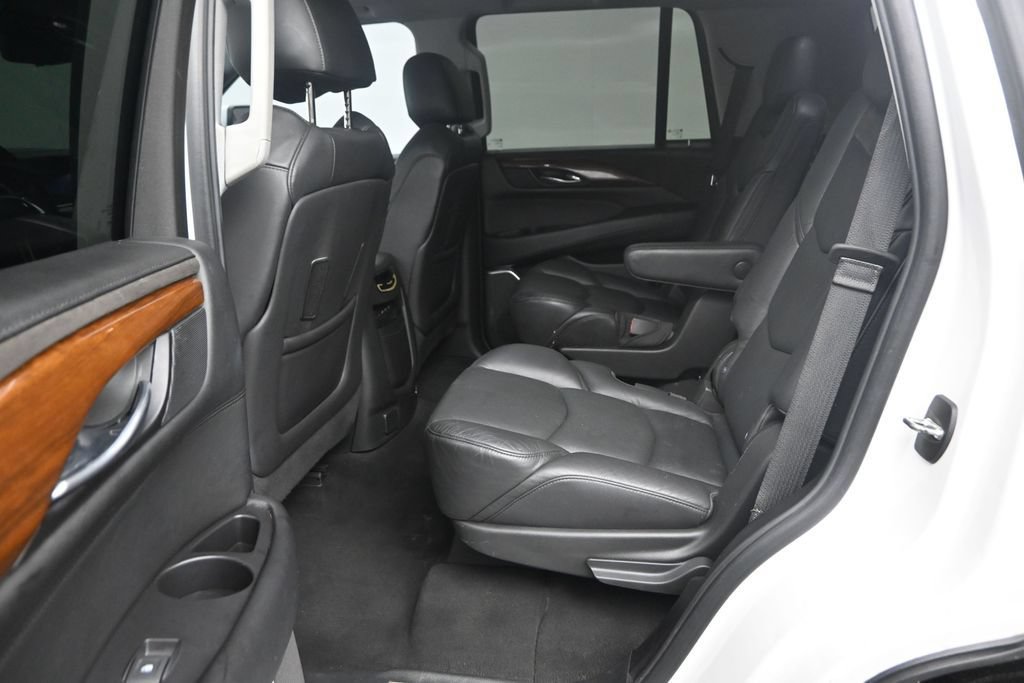 Used 2019 Cadillac Escalade Premium Luxury RWD image 12