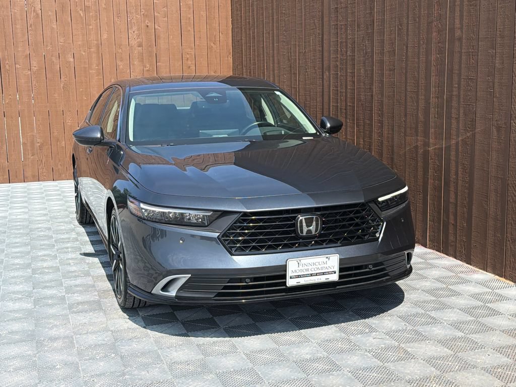 Used 2023 Honda Accord Touring image 12