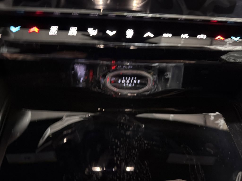 New 2026 Jeep Grand Cherokee Altitude image 21