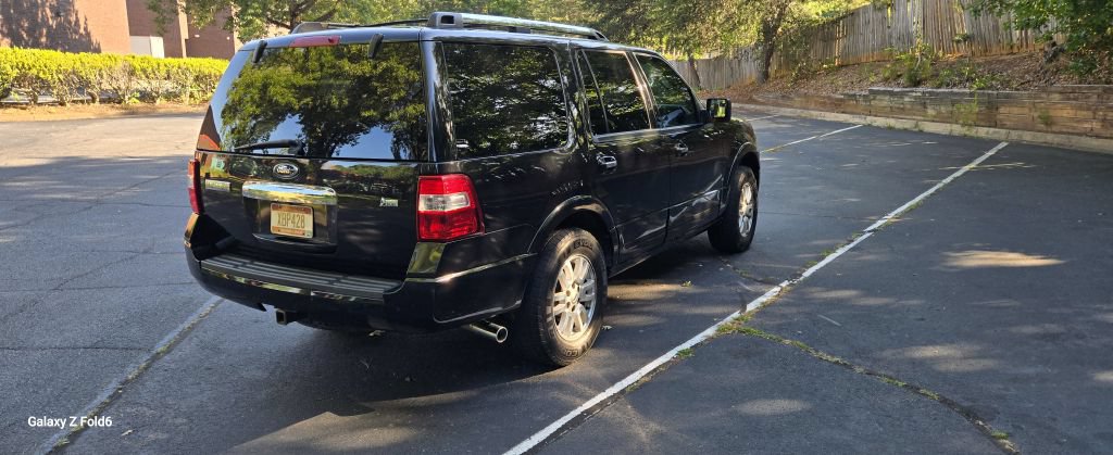 Used 2014 Ford Expedition Limited w/ Equipment Group 301A AWD/4WD image 4