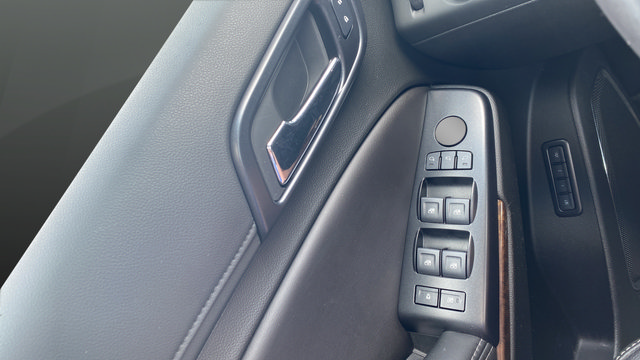 Used 2019 Chevrolet Suburban LT AWD/4WD image 22