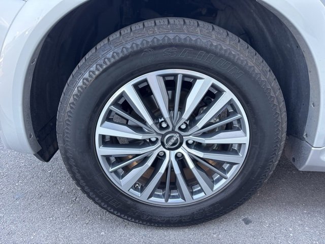 Used 2022 Nissan Armada SL w/ Captain's Chairs Package image 4