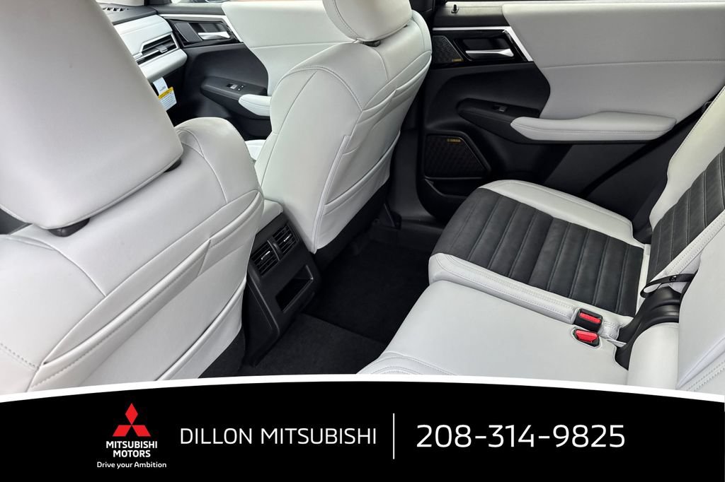 New 2026 Mitsubishi Outlander SE AWD/4WD image 14