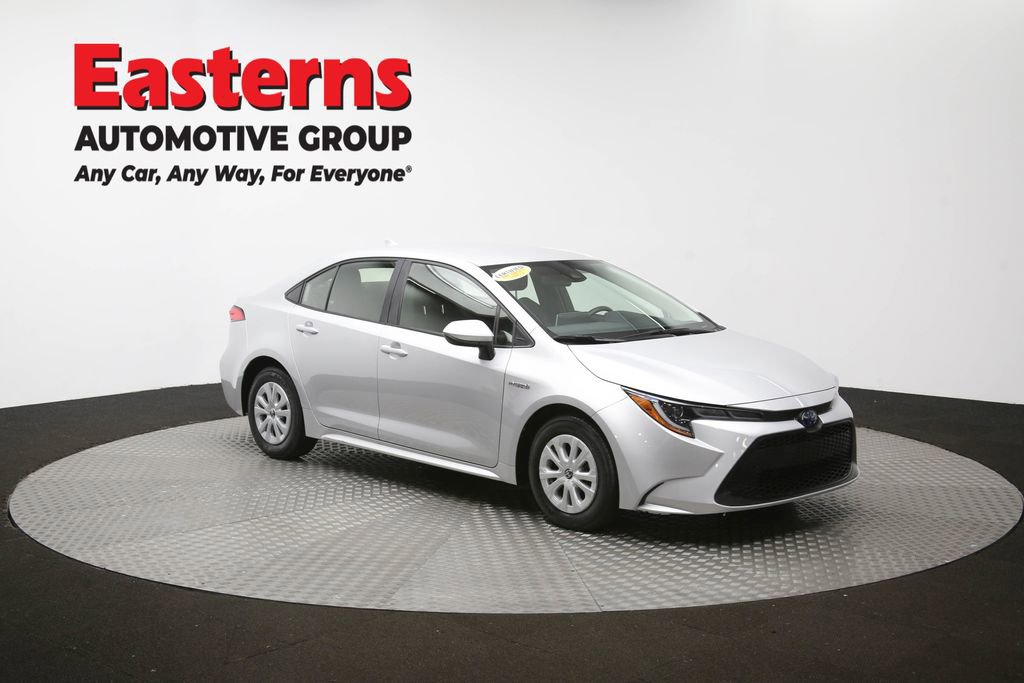 Used 2021 Toyota Corolla LE w/ Carpet Mat Package (TMS) image 47