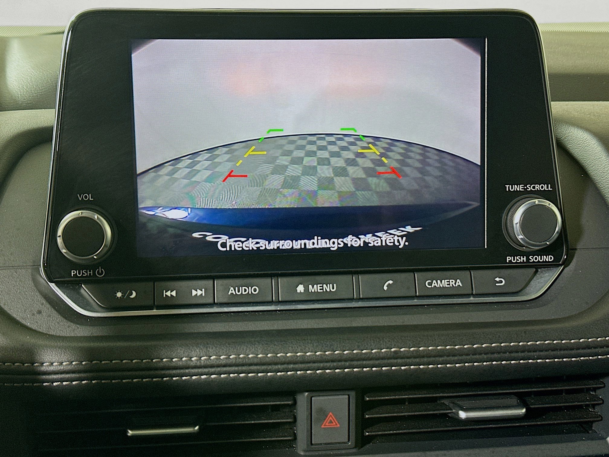 Used 2024 Nissan Rogue SV FWD image 25