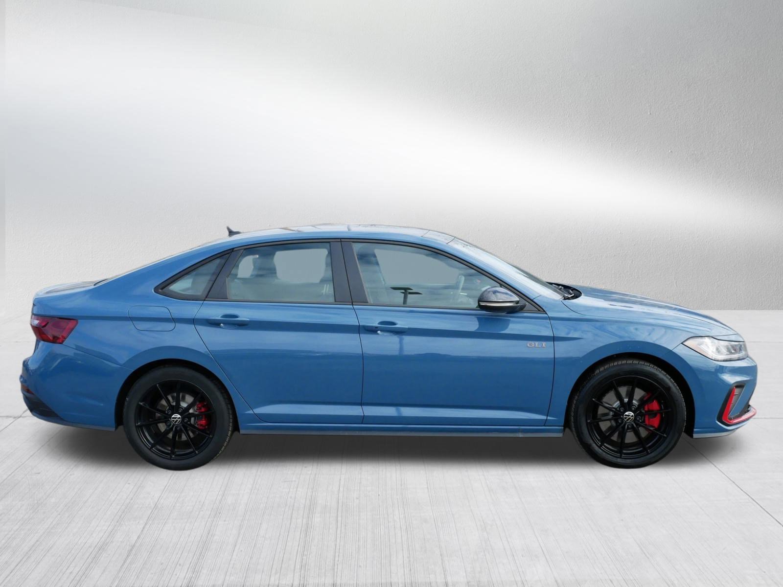 Certified 2025 Volkswagen Jetta GLI Autobahn image 8