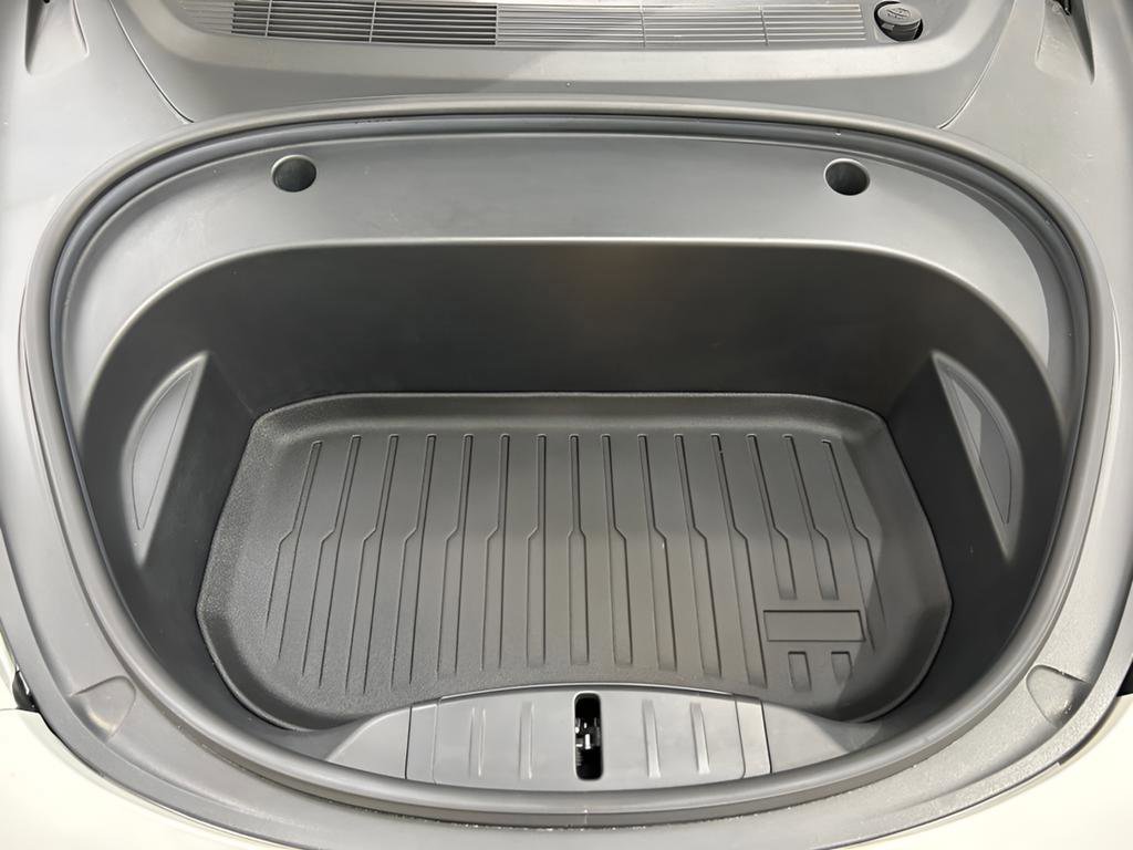 Used 2021 Tesla Model 3 Performance image 28