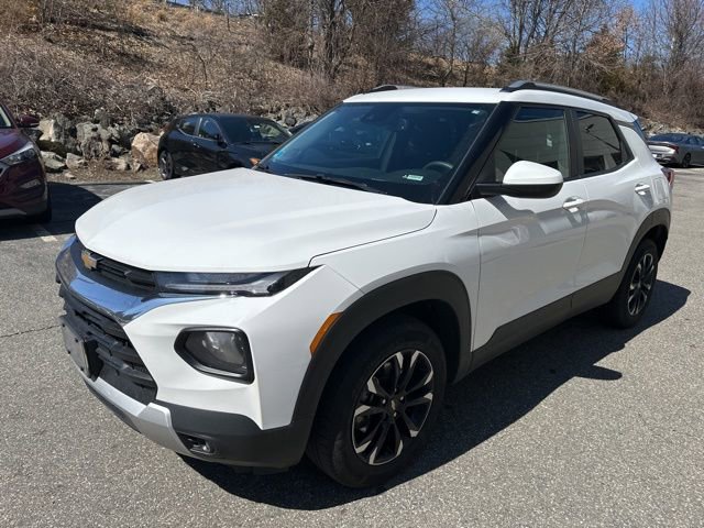 Used 2023 Chevrolet TrailBlazer LT w/ Convenience Package image 3