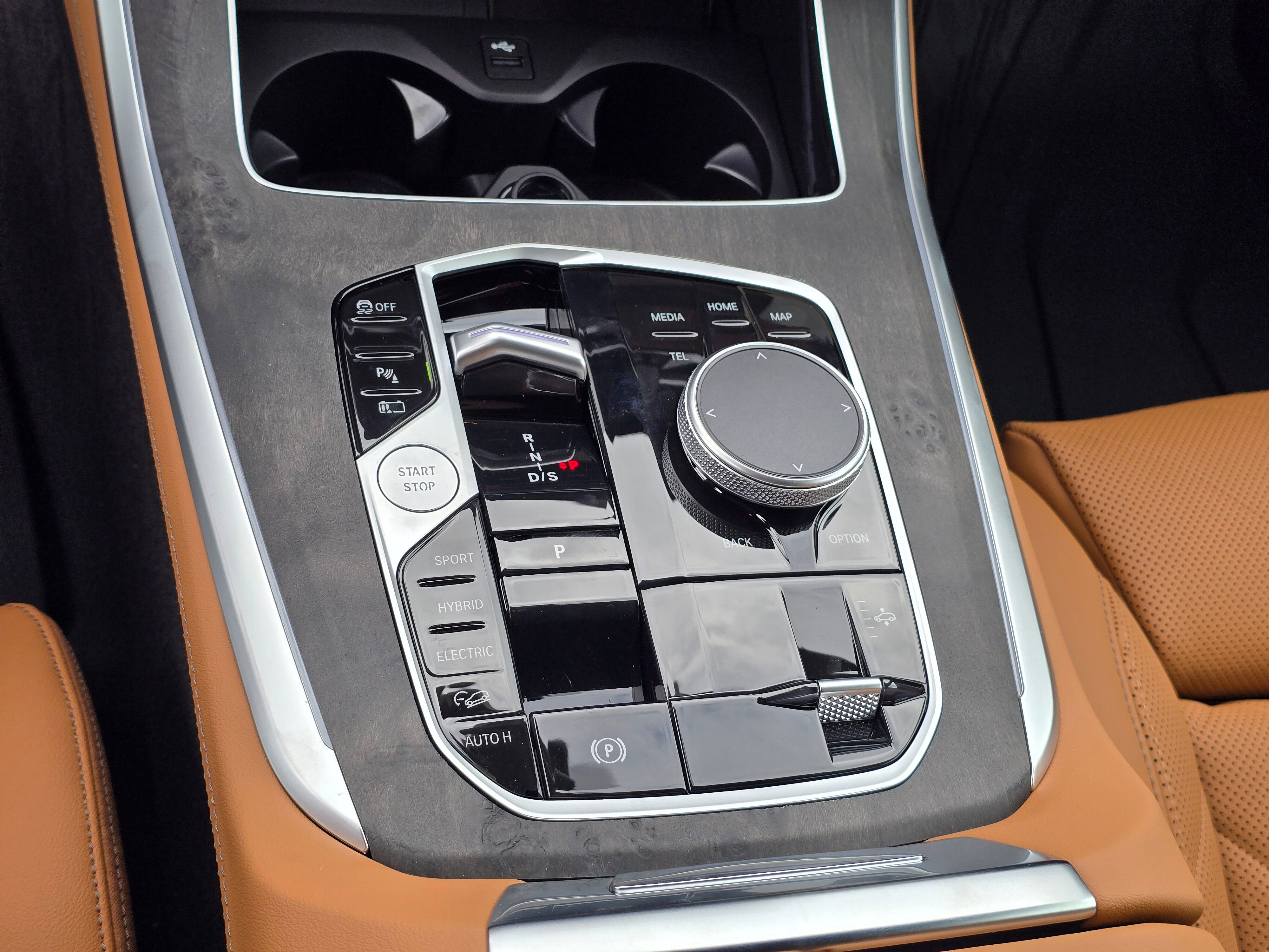 New 2026 BMW X5 xDrive50e w/ M Sport Package image 55