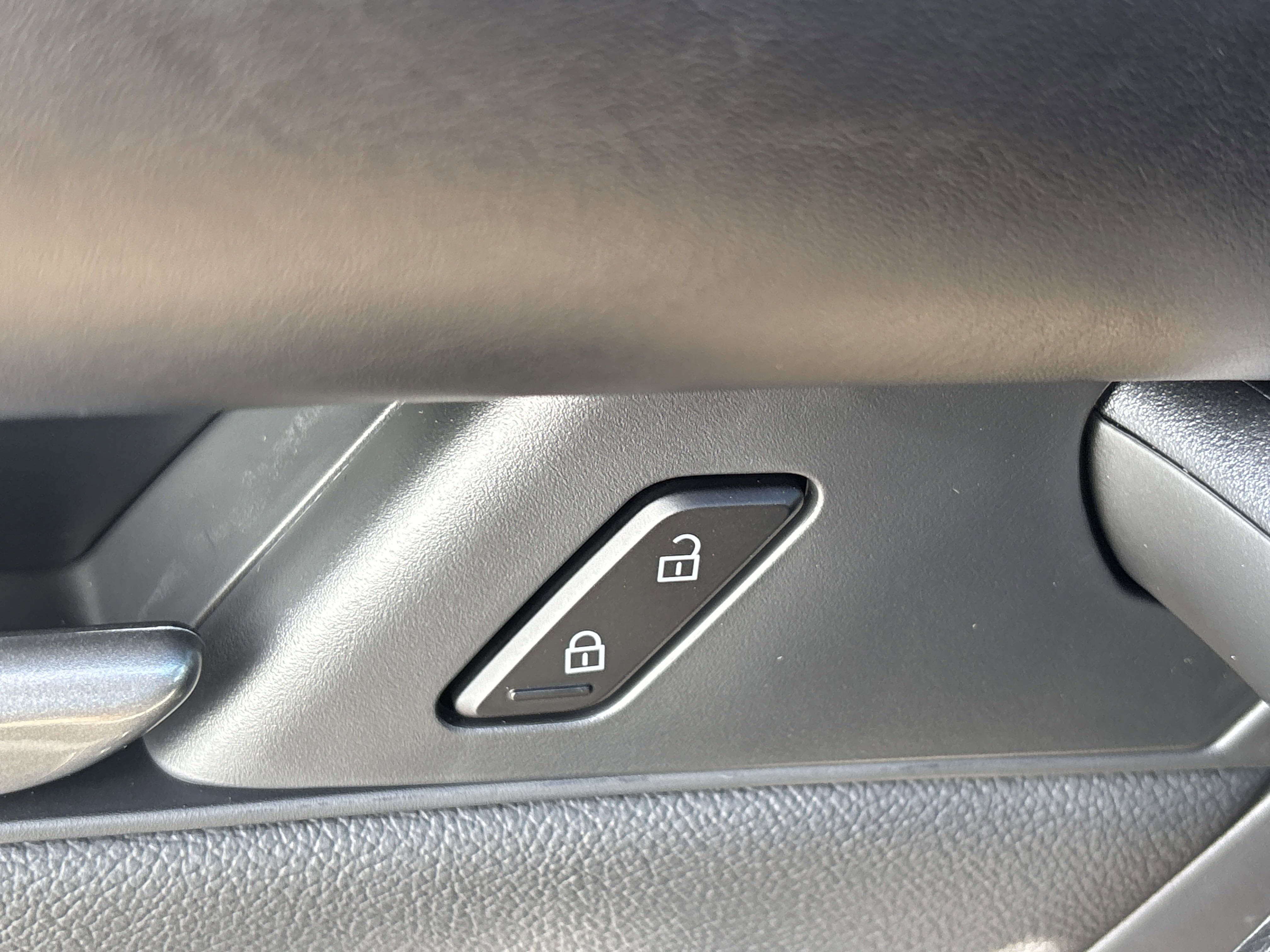 New 2026 MAZDA CX-50 AWD 2.5 S w/ Premium Package image 22