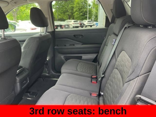 Used 2025 Nissan Pathfinder S AWD/4WD image 69