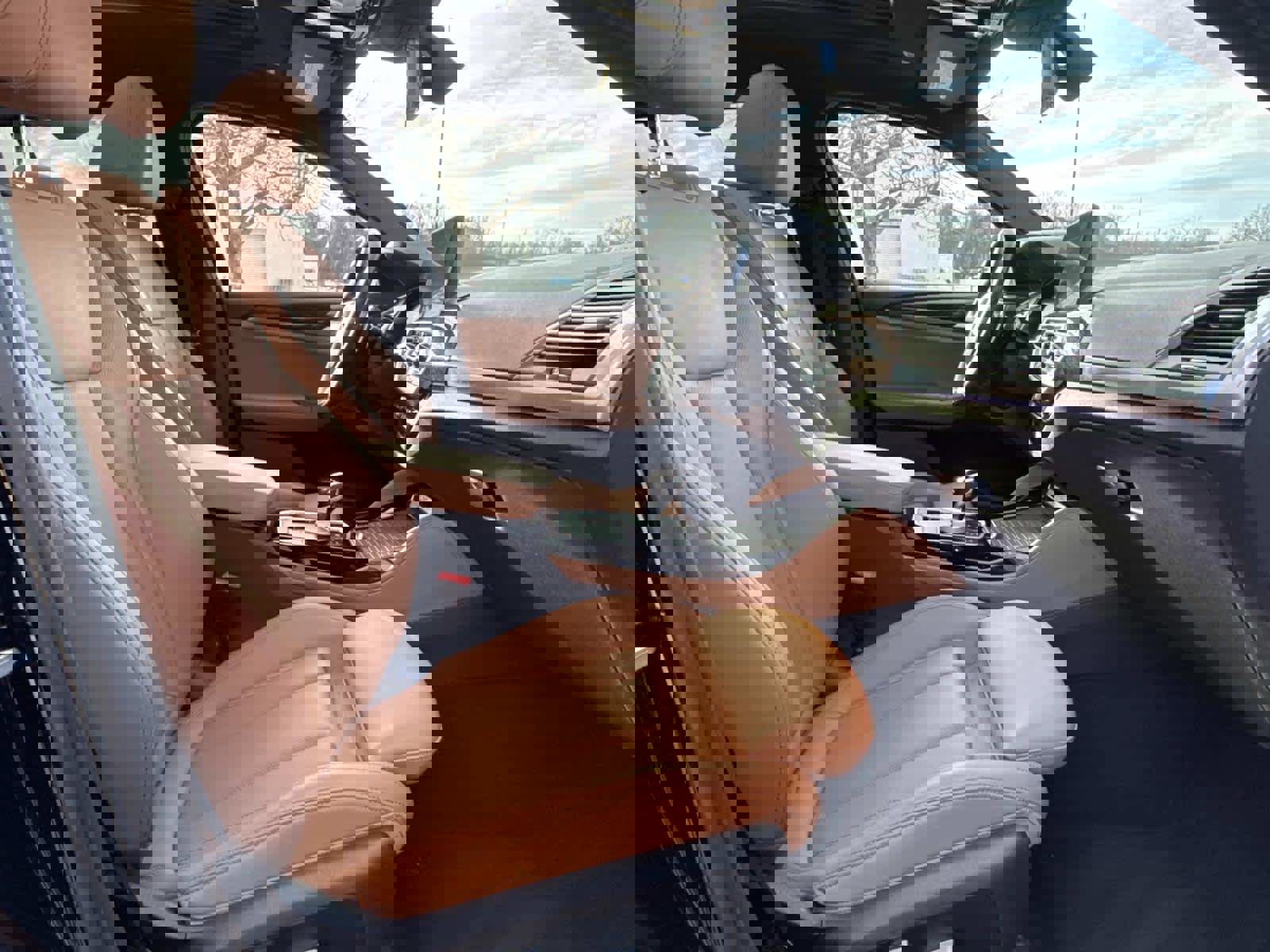 Used 2023 BMW X4 xDrive30i w/ Premium Package image 16