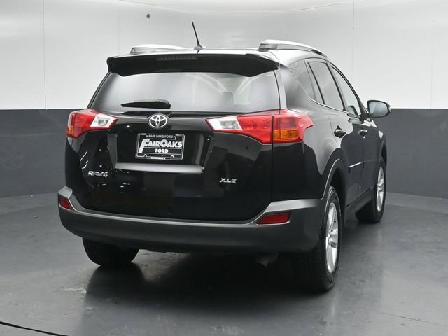 Used 2014 Toyota RAV4 XLE FWD image 3