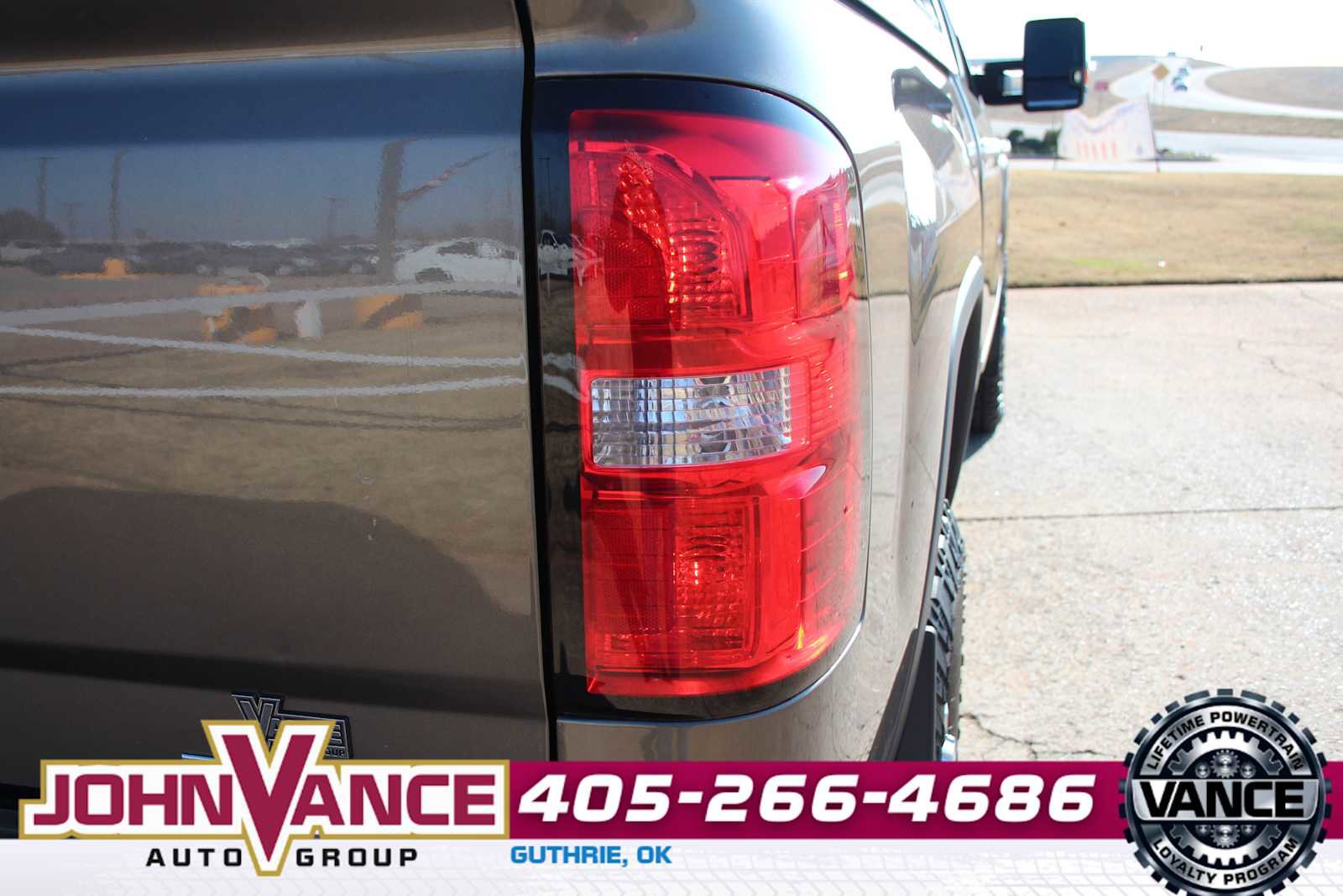 Used 2015 GMC Sierra 2500 Denali w/ Duramax Plus Package image 13