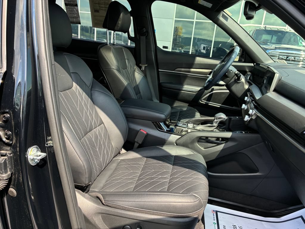 Used 2025 Kia Telluride EX X-Line AWD/4WD image 22