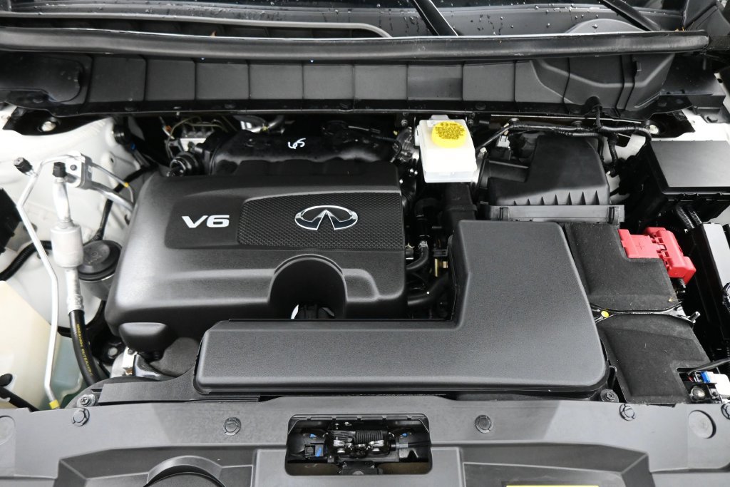 Used 2023 INFINITI QX60 Luxe w/ Cargo Package FWD image 23
