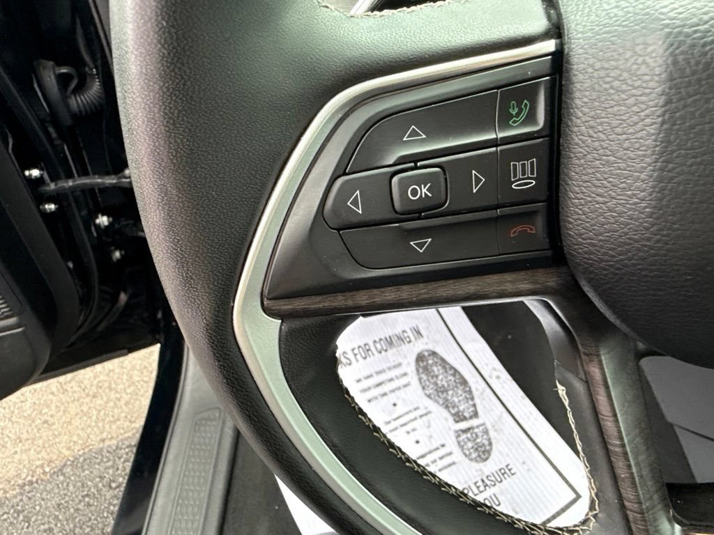 Certified 2024 Jeep Grand Cherokee Limited w/ Black Appearance Package AWD/4WD image 24