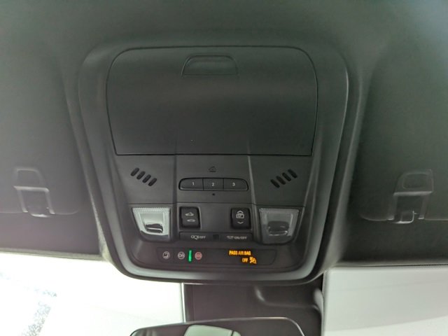 Certified 2023 Cadillac XT4 Premium Luxury w/ Cold Weather Package image 24