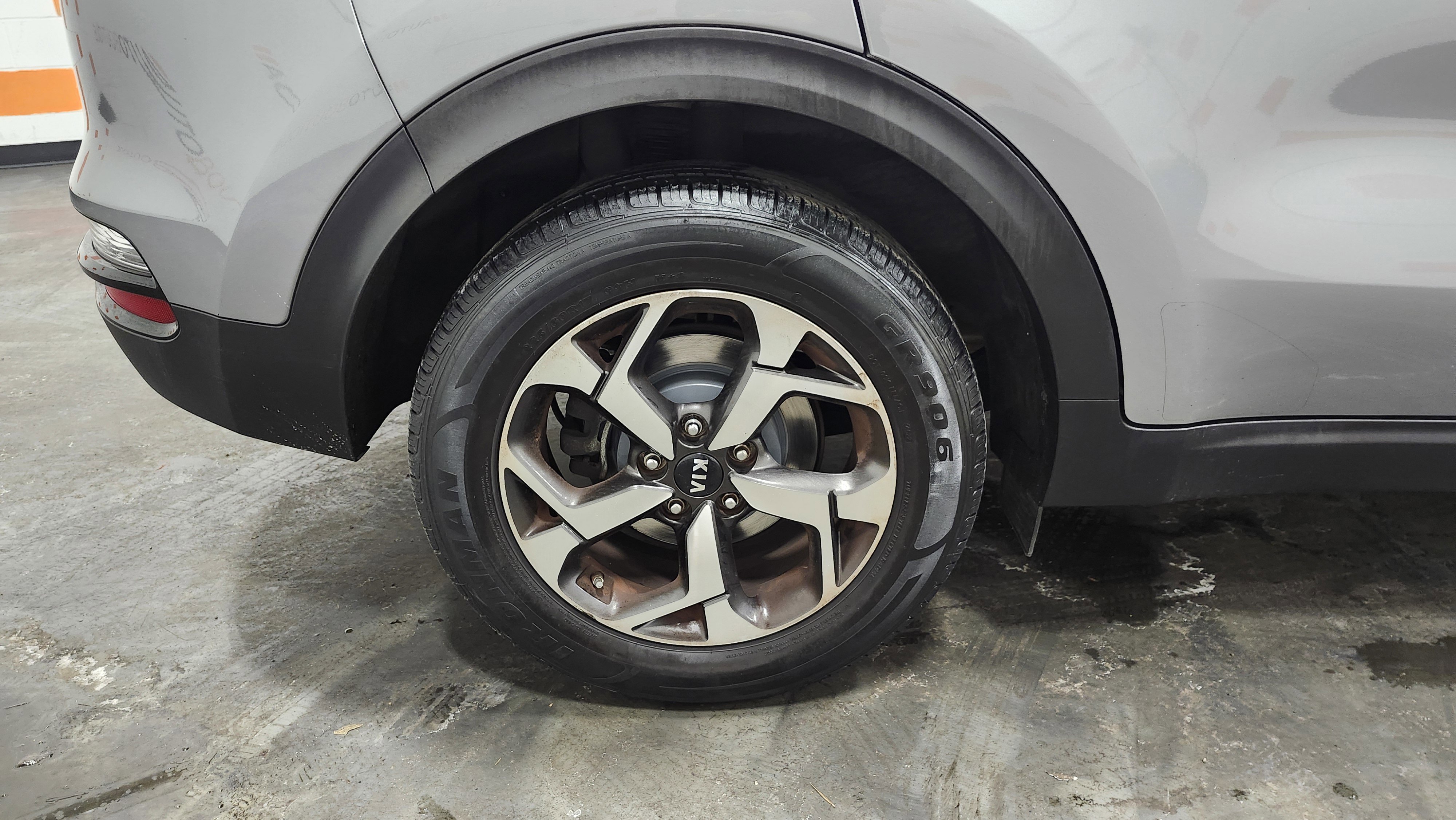 Used 2021 Kia Sportage LX image 9