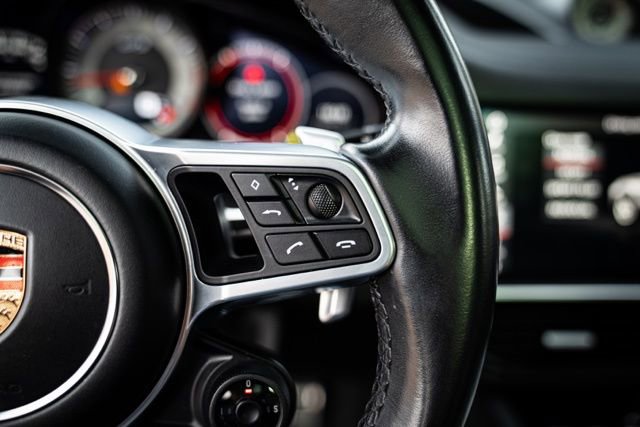 Used 2021 Porsche Cayenne GTS image 28
