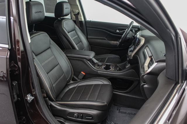 Certified 2021 GMC Acadia Denali w/ Denali Ultimate Package AWD/4WD image 19