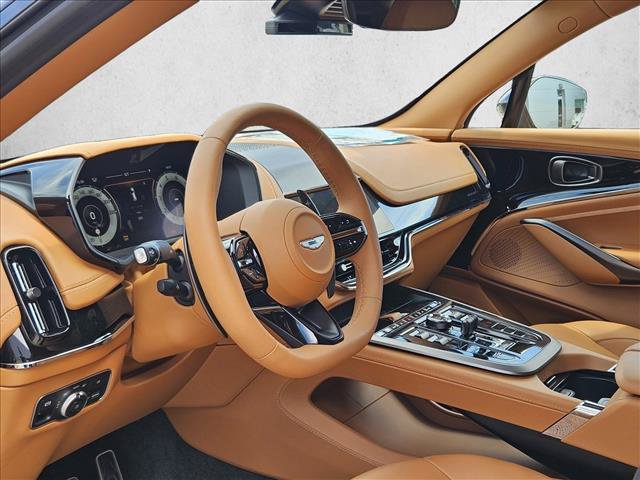 Used 2026 Aston Martin DBX 707 AWD/4WD image 13