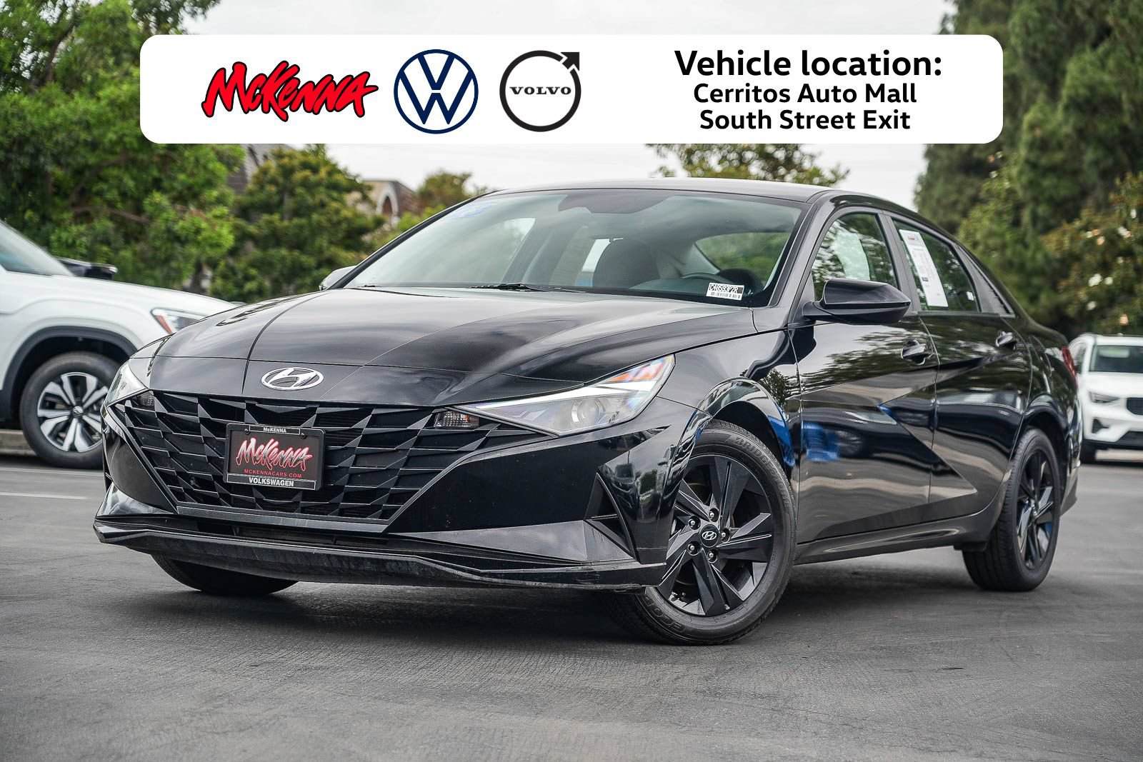 Used 2023 Hyundai Elantra SEL w/ Cargo Package FWD image 1