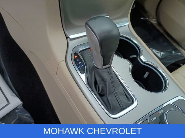 Used 2020 Jeep Grand Cherokee Limited AWD/4WD image 16