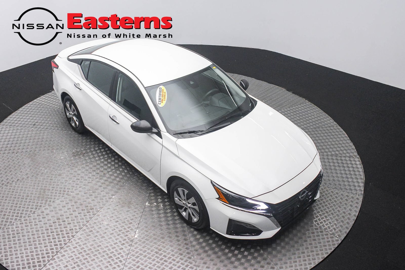 Used 2024 Nissan Altima 2.5 S FWD image 3