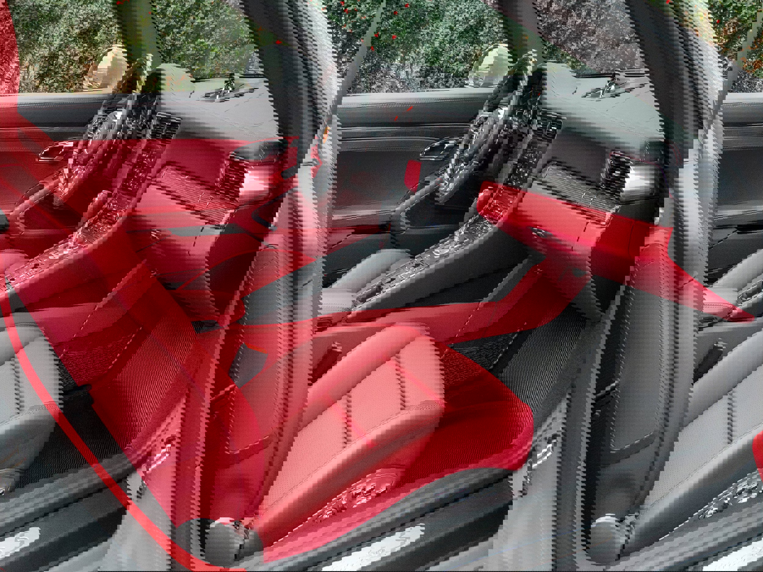 Used 2017 Porsche 911 Turbo S image 36