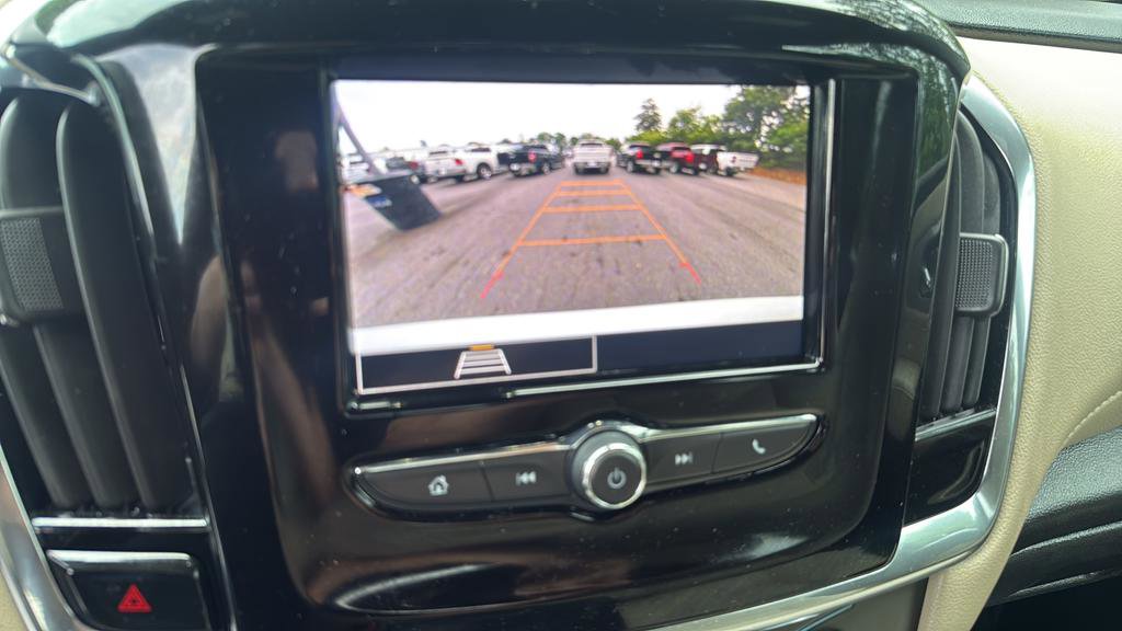 Used 2023 Chevrolet Traverse LS w/ Safety Package AWD/4WD image 17