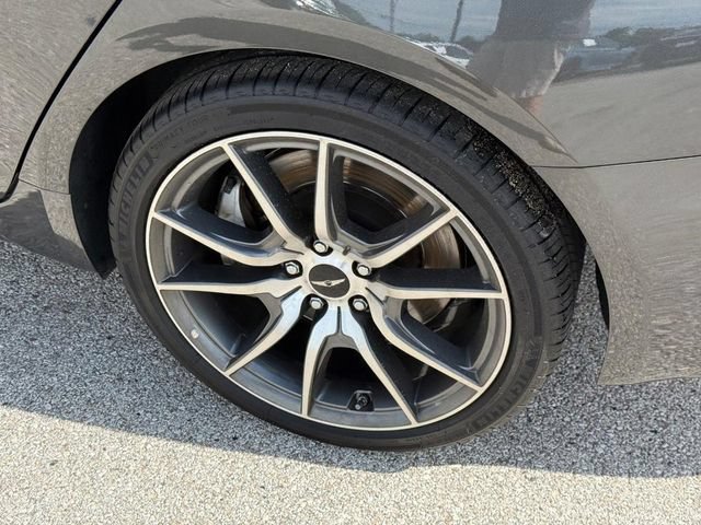 Used 2026 Genesis G70 2.5T RWD image 9