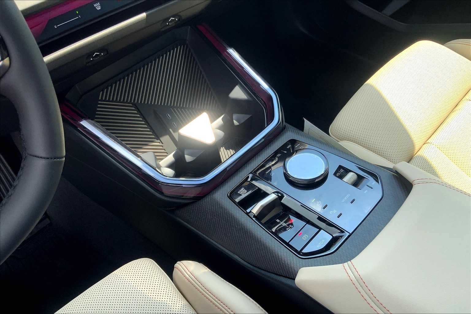 New 2025 BMW X3 xDrive30i w/ Premium Package image 7