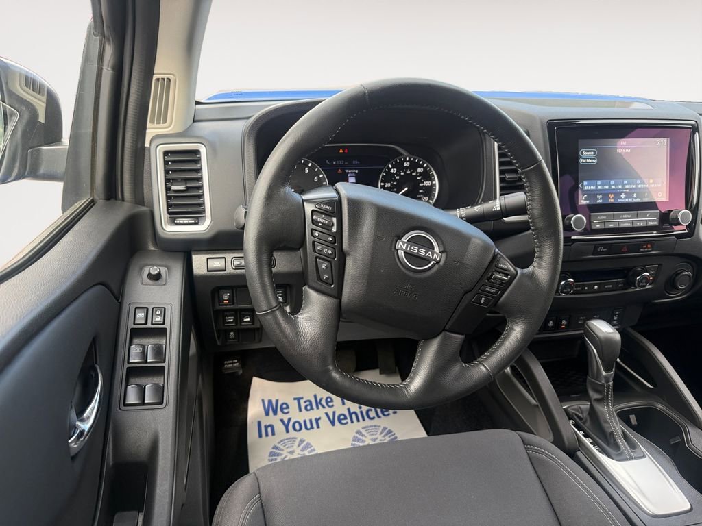 Used 2024 Nissan Frontier SV w/ Technology Package AWD/4WD image 12
