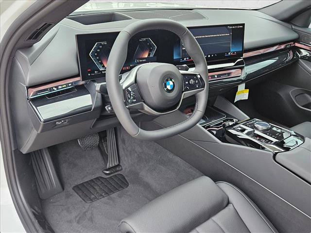 Certified 2026 BMW 530i w/ Premium Package RWD image 9